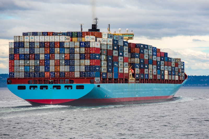 Docker容器化部署最佳实践：从开发环境到生产环境的完整指南-汤不热吧